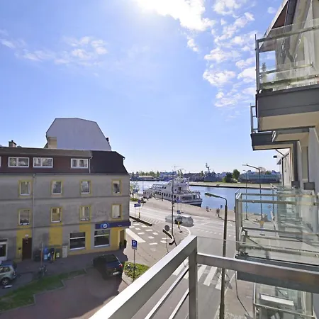 Sunset - Z Parkingiem I Bocznym Widokiem Na Port Lejlighed Świnoujście (Swinemünde)