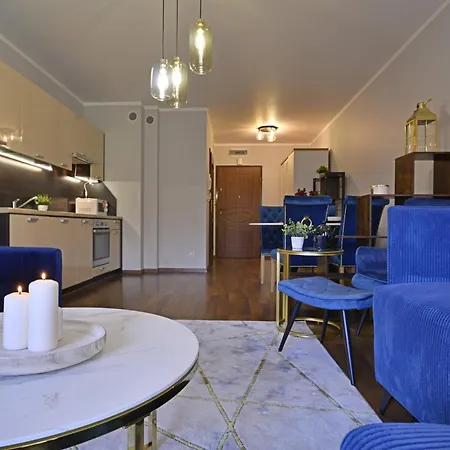 Sunset - Z Parkingiem I Bocznym Widokiem Na Port Lejlighed